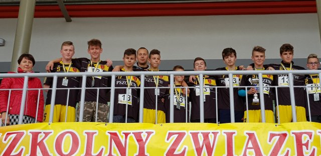 SZSLUB 74